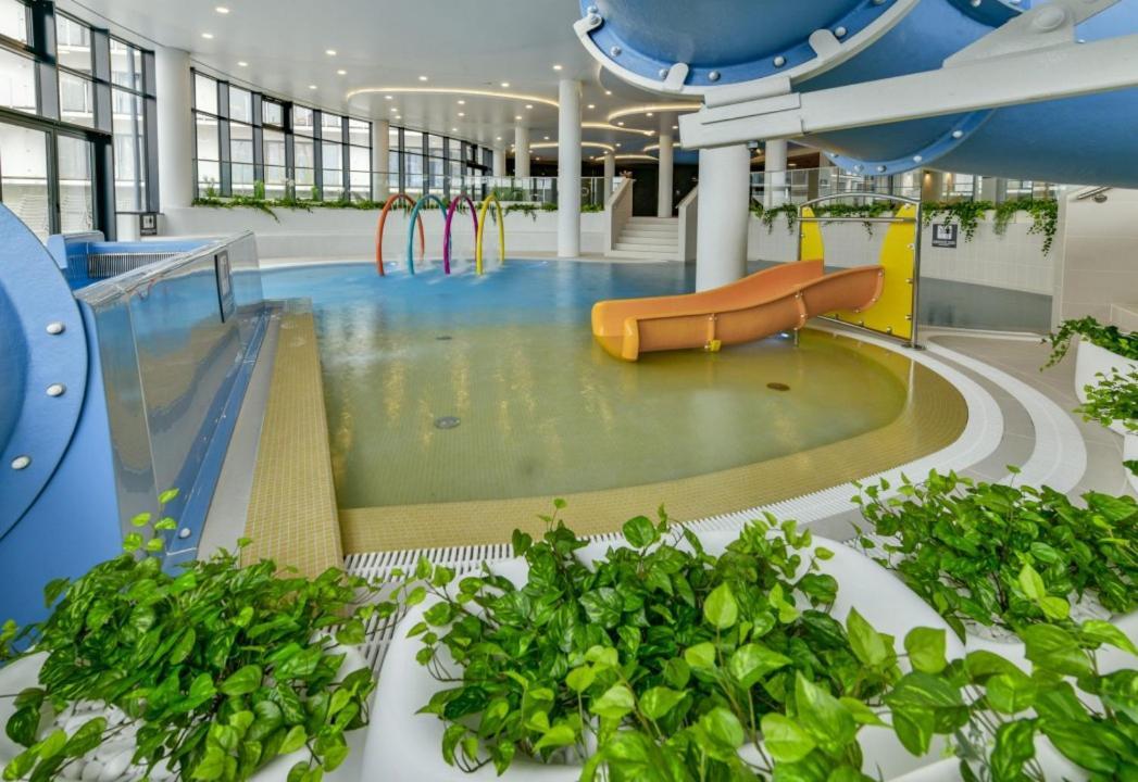 Polanki Aqua Apartament Flora Kołobrzeg Exterior foto